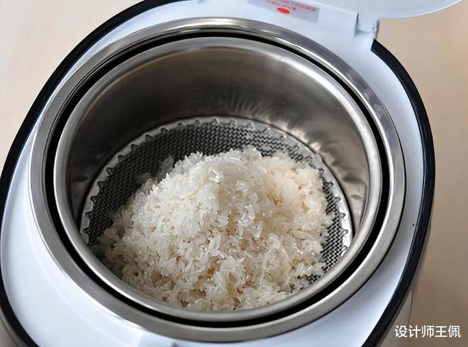 开云体育 开云平台100元和1500元的电饭煲哪个更实用？导购：买电饭煲不能只看价格(图10)