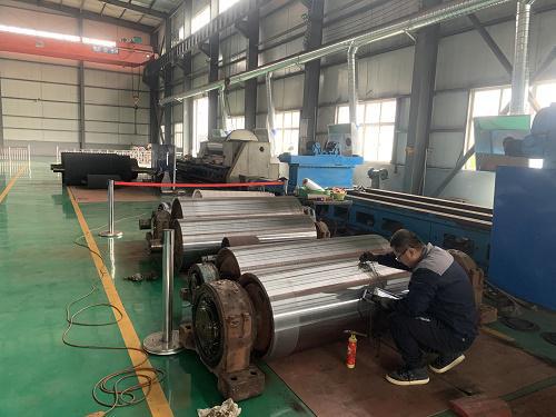 开云体育 开云官网河南滚筒包胶厂家滚筒包胶用橡胶板产品介绍